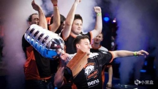 皇家马德里 皇家马德里