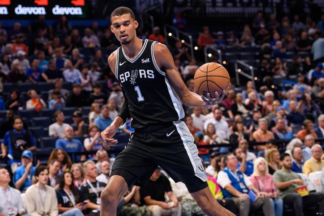 而在防守端 而在防守端